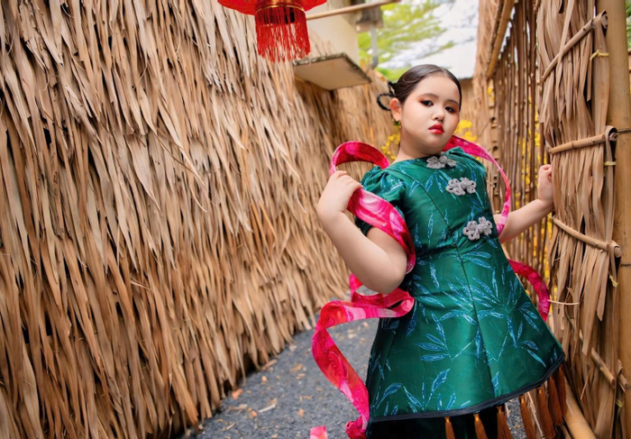 Mẫu nhí Dory Như làm First Face tại Vườn tuổi thơ Tết 2025 trên HTVC Gia Đình Ảnh 6