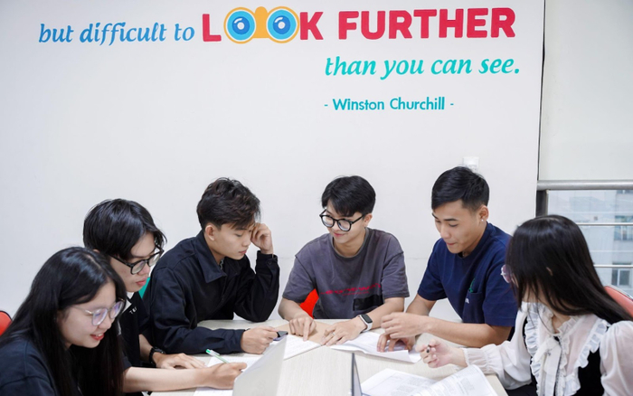 Đăng ký ngành kế toán, gen Z có cơ hội nhận học bổng sớm 100% tại UEF Ảnh 2