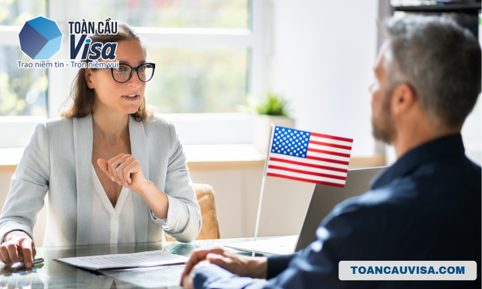 Nhận được giấy xanh sau buổi phỏng vấn có thể khiến nhiều cặp đôi lo lắng và bối rối. Tuy nhiên, thay vì xem đây là dấu chấm hết, hãy coi đó như cơ hội thứ hai để chứng minh mối quan hệ là chân thật.