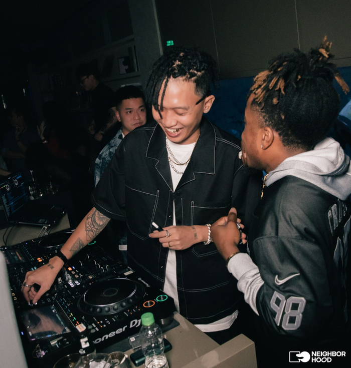 Các mixtape / giai điệu cực “bốc” từ dàn DJ đỉnh cao. Ảnh Neighborhood.