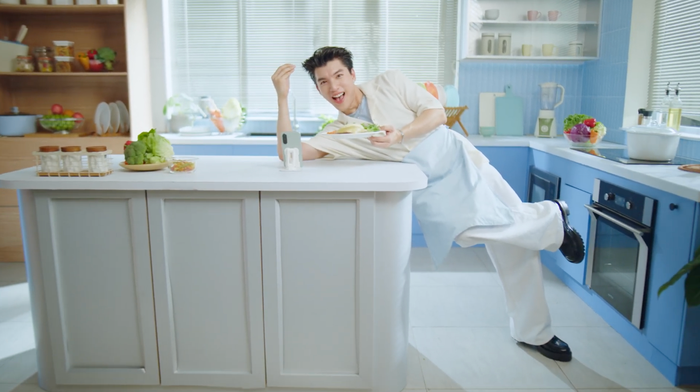 HIEUTHUHAI chinh phục thành công món cơm gà với sự trợ giúp của Gemini Live trên Galaxy A56 5G