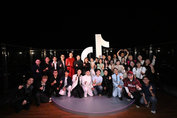 Khi 3 anh Tây trở thành gương mặt truyền cảm hứng tại TikTok Awards 2025 Ảnh 1