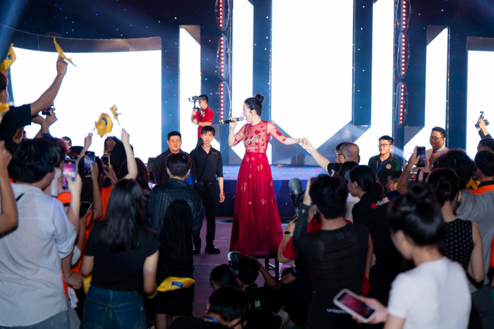 Khi tài năng sinh viên làm nên đêm hội thanh xuân đẳng cấp Ảnh 6