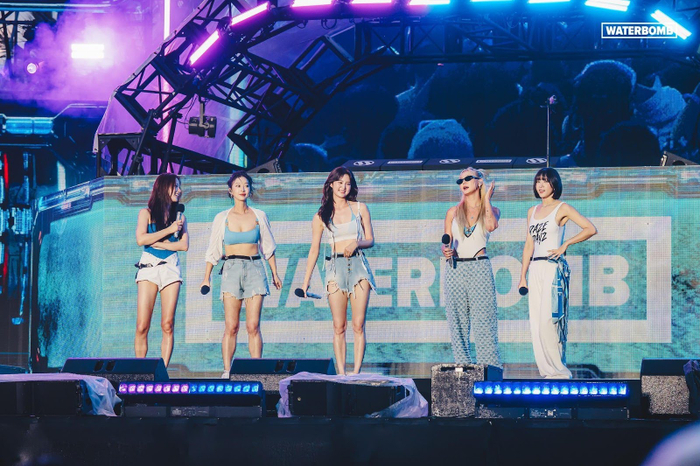 Những màn trình diễn huyền thoại tại sân khấu “ướt át” số 1 thế giới, xem lại clip thôi cũng nổi da gà Ảnh 1