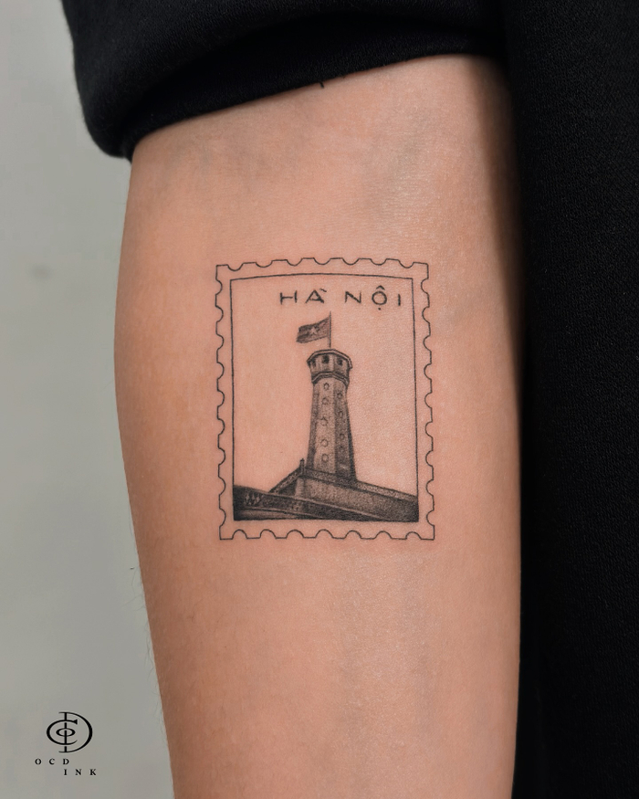 Hình xăm cột cờ Hà Nội được thể hiện chân thực bởi nghệ sĩ tài năng tại OCD Ink Studio