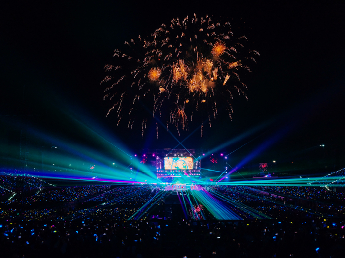 Điều gì khiến fan “lụy” G-DRAGON 2025 WORLD TOUR [Übermensch] in Hanoi, presented by VPBank Ảnh 7