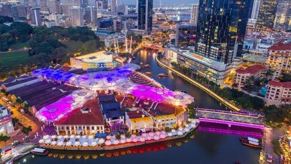 Clarke Quay – Trái tim của Singapore về đêm