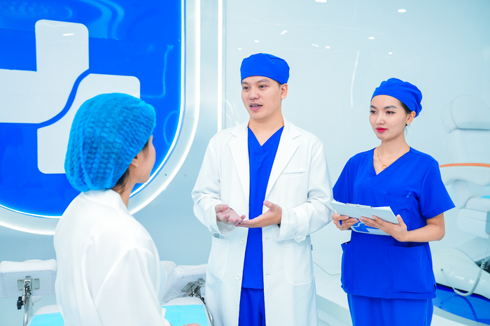 Bác sĩ David Bùi và những lần nói "không" với khách hàng Ảnh 1