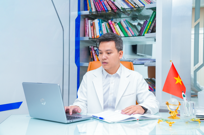 Bác sĩ David Bùi và những lần nói "không" với khách hàng Ảnh 5