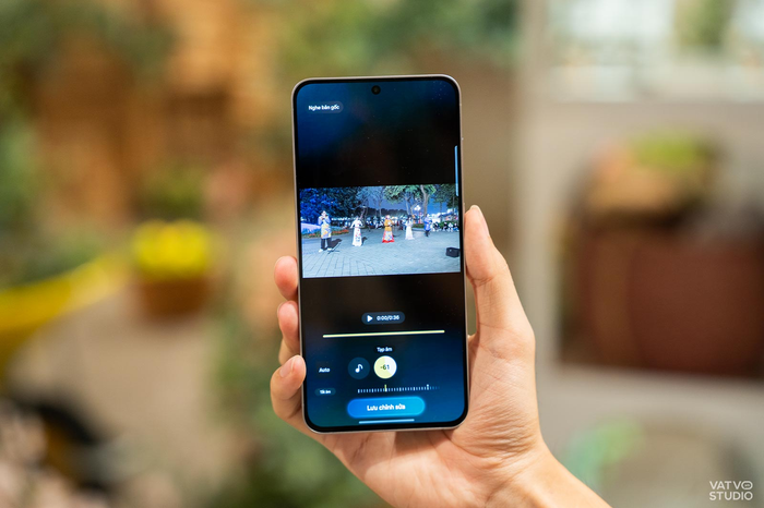 Fan buitruonglinh đứng ngồi không yên vì Galaxy S25 FE mở game Duet cực cháy tại Anh Trai Say Hi Ảnh 4