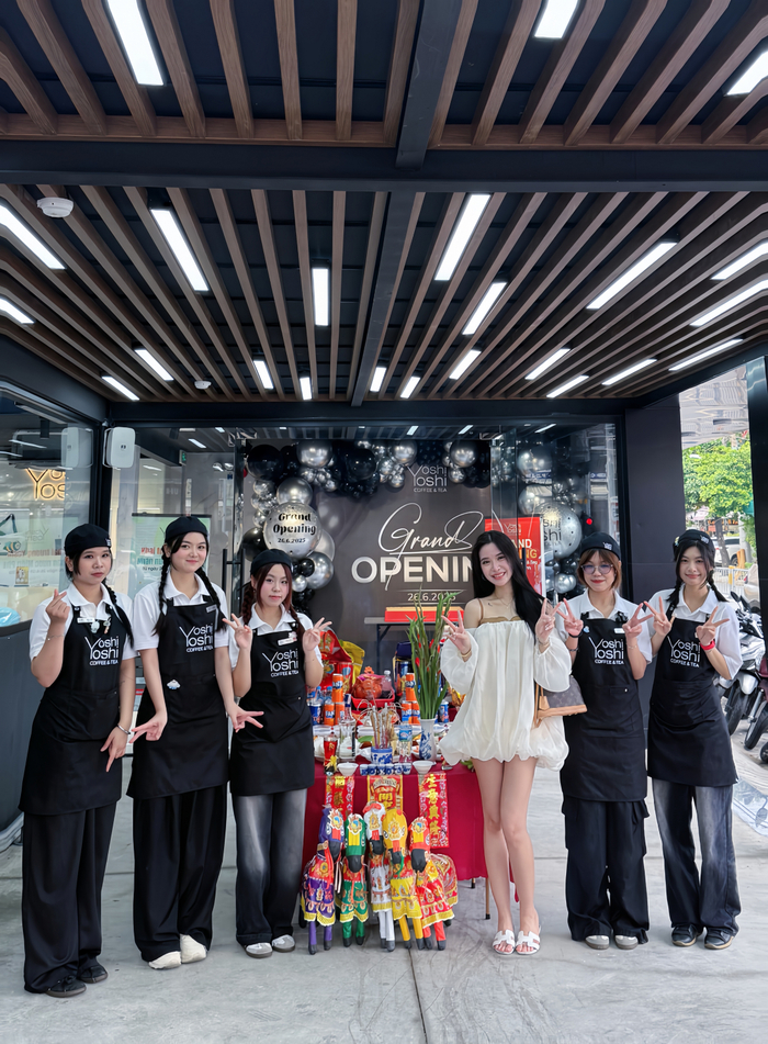 Cô gái 24 tuổi đứng sau chuỗi cà phê có tông trắng hot nhất Sài Gòn Ảnh 7