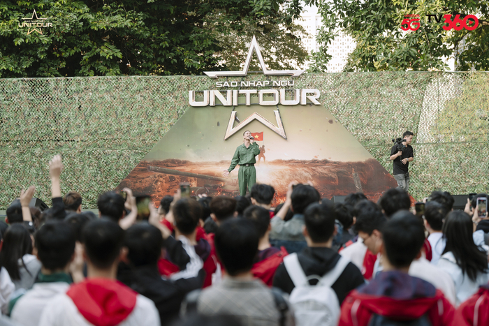 Hàng trăm sinh viên Bách Khoa hát “Còn gì đẹp hơn” khép lại hành trình Sao Nhập Ngũ Unitour đáng nhớ Ảnh 1