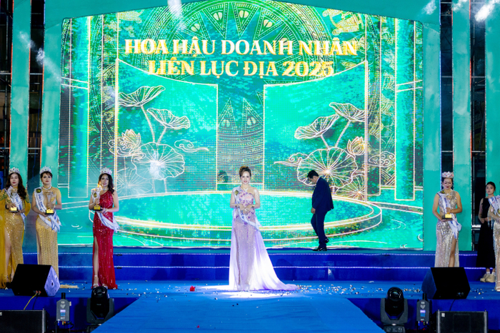 Khoảnh khắc đăng quang của thí sinh Nguyễn Thị Tâm – Dấu ấn rực rỡ của Miss Intercontinental Entrepreneur 2025 Ảnh 6