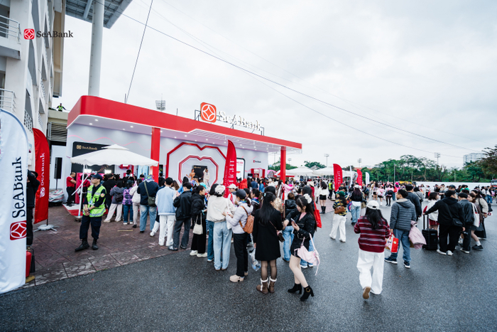 Concert See The Light: 40.000 người bùng nổ trong từng khoảnh khắc thăng hoa Ảnh 2