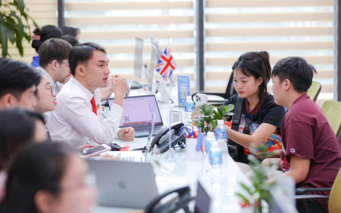 UEF áp dụng học bổng 100% khi thí sinh đăng ký chọn ngành công nghệ tài chính Ảnh 2