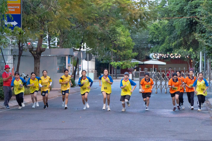 Là sân chơi thể thao lớn, HUTECH Games quy tụ hàng ngàn sinh viên tham gia mỗi mùa giải