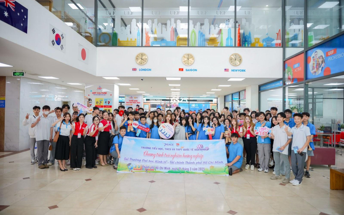 Học bổng lên đến 100% tại trường song ngữ dành cho thí sinh chọn ngành Ngôn ngữ Anh Ảnh 2