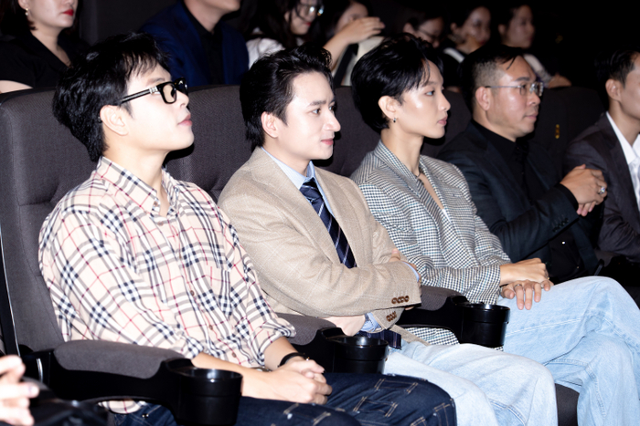 Phan Mạnh Quỳnh gây chú ý với sáng tác về hình ảnh mạnh mẽ, “gánh vác cả thế giới” của người đàn ông Ảnh 2