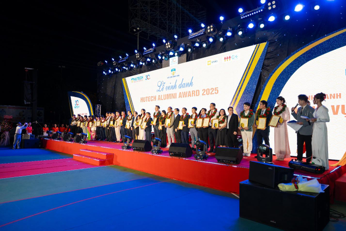 30 gương mặt HUTECH Alumni Award tiêu biểu ở nhiều lĩnh vực chính thức được vinh danh