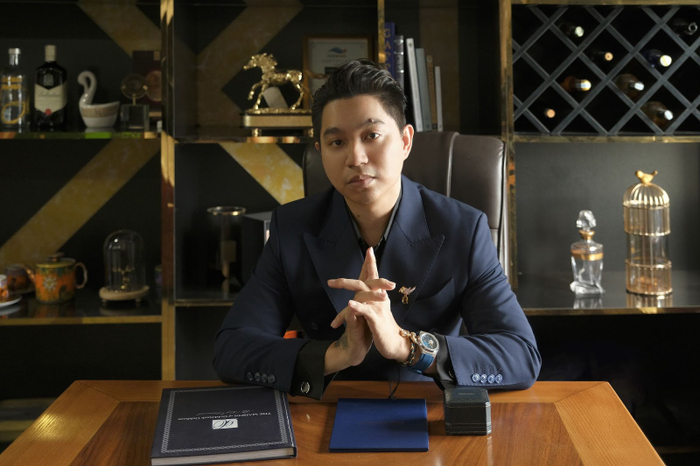 'Ngỗng đẻ trứng kim cương' của Goldmark Oakham - Khi cái đẹp được chọn lọc để truyền đời Ảnh 3