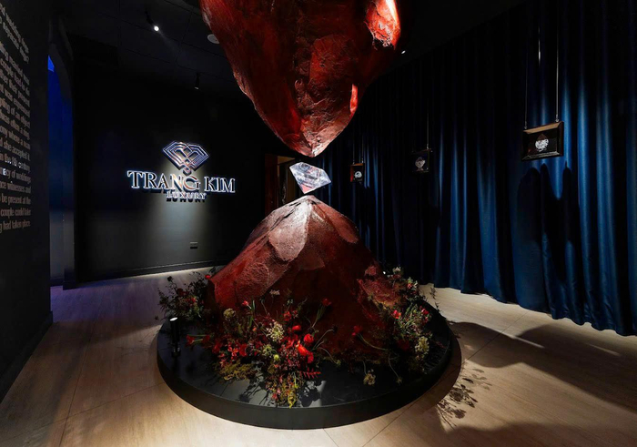 Trang Kim Luxury - Thương hiệu trang sức kim cương cao cấp với 28 năm tuổi nghề