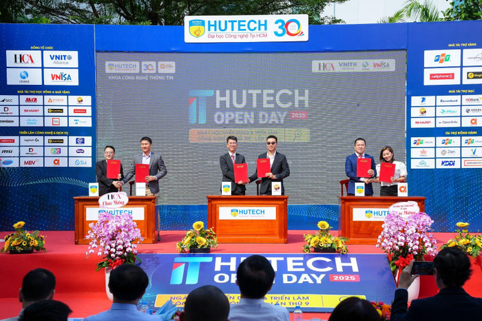 HUTECH ký kết hợp tác với 12 doanh nghiệp, đẩy mạnh hoạt động đào tạo gắn liền thực tiễn