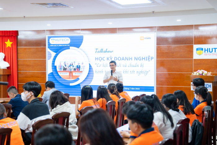 Học kỳ doanh nghiệp mang đến cơ hội làm việc thực tế cho sinh viên