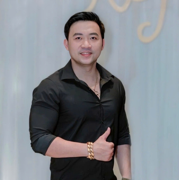 Nở Huỳnh Hiếu Tiến – 'Ray Royal': Người ghi lại vẻ đẹp học đường và quê hương Việt Nam từ bầu trời Ảnh 2