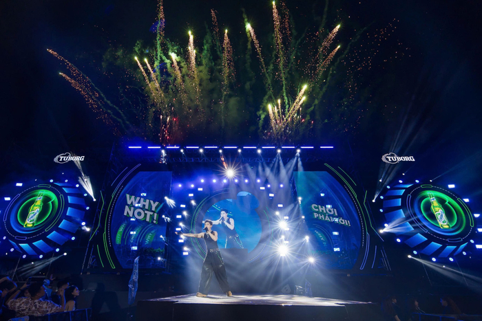 Tuborg không làm các tín đồ mê fest thất vọng với đại tiệc âm thanh - ánh sáng mãn nhãn.