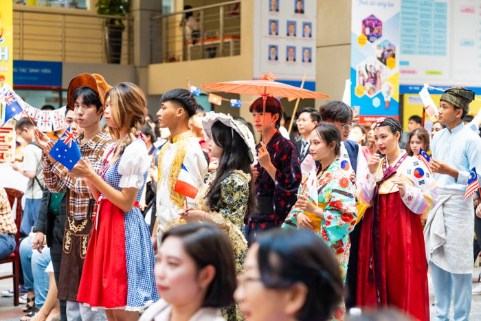 Các chương trình trao đổi học thuật, giao lưu văn hóa mang đến trải nghiệm thú vị cho sinh viên