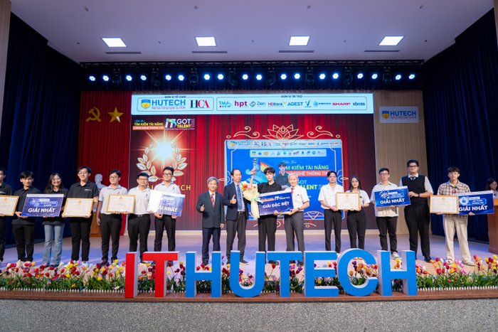 Đa dạng sân chơi học thuật cho sinh viên hiện thực hóa ý tưởng