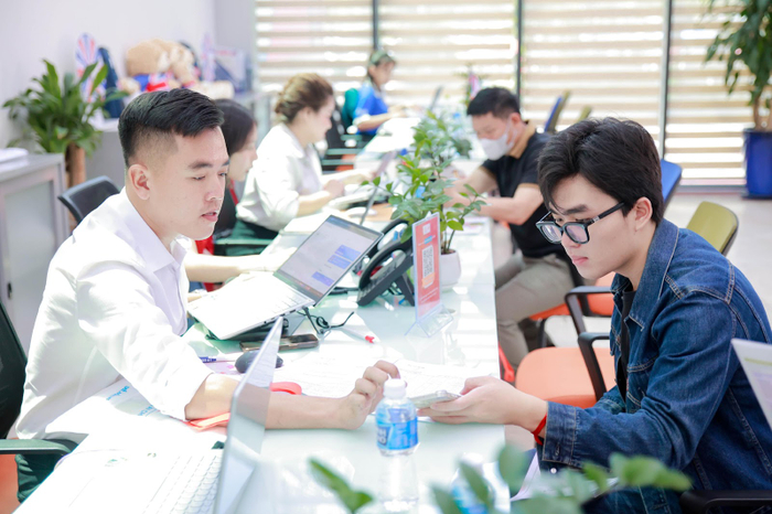 UEF nhận hồ sơ học bạ đến ngày 30/6