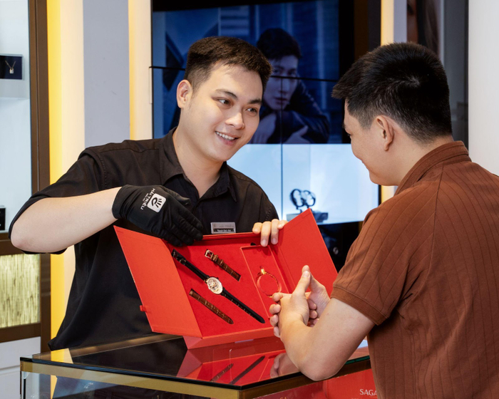 Tư vấn viên Hải Triều chia sẻ cách làm hài lòng khách ngay 10s đầu tiên Ảnh 3