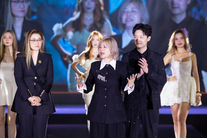 Nhóm Minh Phương Education được dẫn dắt bởi chuyên gia Văn Minh Phương.