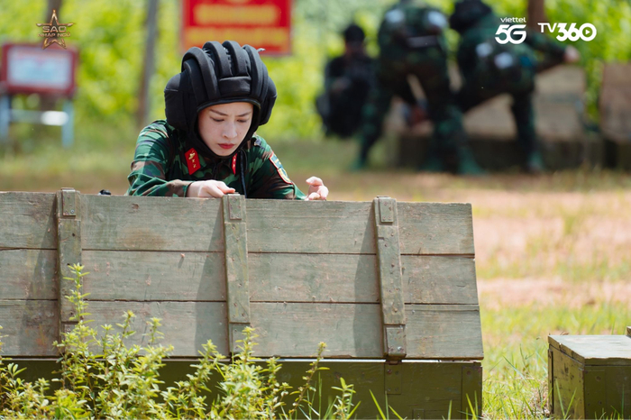 Tập 6 Sao Nhập Ngũ 2025: Chi Pu chuẩn con nhà lính, Trang Pháp gây ấn tượng Ảnh 4