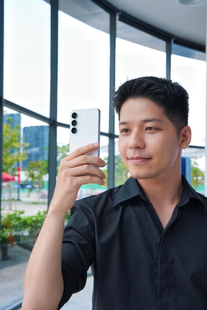 Galaxy S25 FE - Chiếc smartphone được giới công nghệ đánh giá cao vì những trải nghiệm “đáng giá” chuẩn flagship Ảnh 3