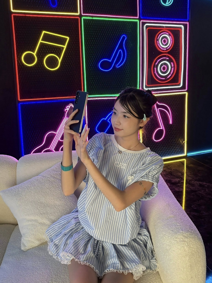 Galaxy S25 FE - Chiếc smartphone được giới công nghệ đánh giá cao vì những trải nghiệm “đáng giá” chuẩn flagship Ảnh 4