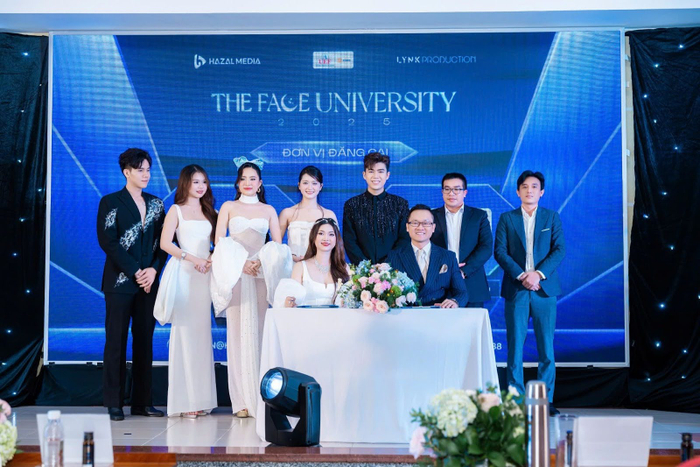 Chủ tịch Linda Trương và Trưởng Ban tổ chức - TS. Đỗ Hữu Nguyên Lộc