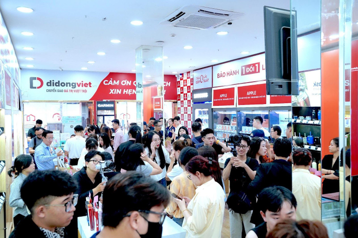 Di Động Việt là địa chỉ được khách hàng tin tưởng khi lựa chọn mua iPhone mới.