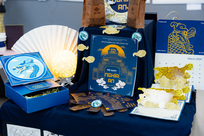 Thiết kế họa tiết rồng lấy cảm hứng từ chuyến đi thực tế của sinh viên