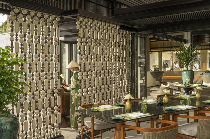 Lá Sen mang đến hành trình khám phá hương vị Việt qua những nguyên liệu tươi ngon từ địa phương.