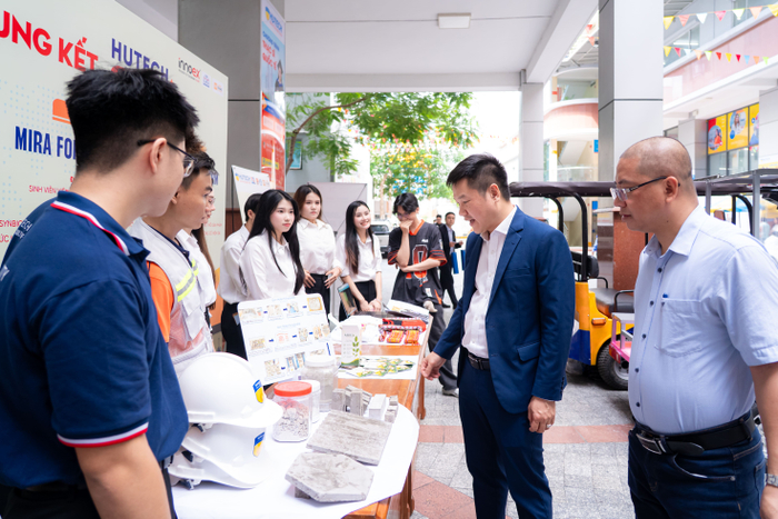 Gen Z HUTECH biến những ý tưởng độc đáo thành sản phẩm thực tiễn