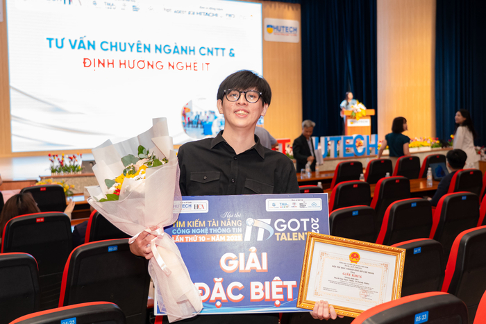 Ninh Vĩnh Kỳ ghi dấu ấn tại IT Got Talent 2025 với công trình bảo mật mạng di động