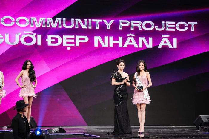 Doanh nhân An Võ thanh lịch và quyền lực trong đêm chung kết Miss Universe Vietnam 2026 Ảnh 5