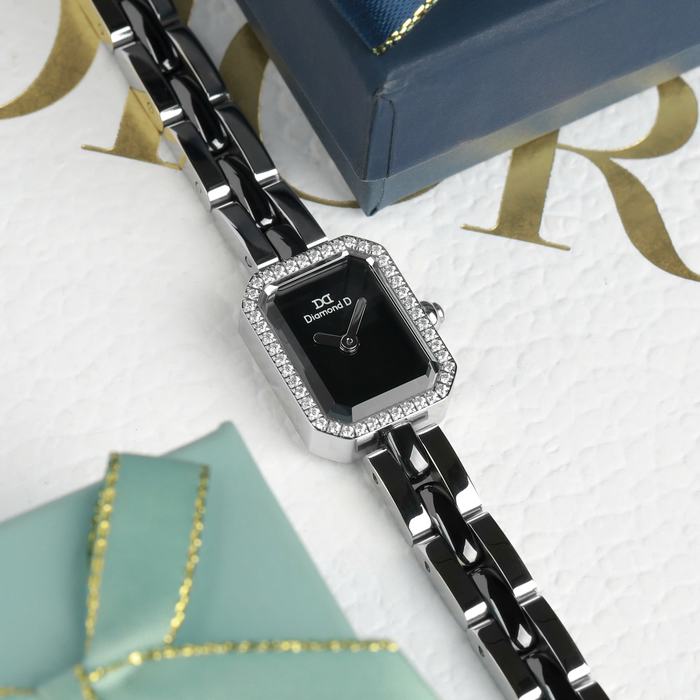 Đồng hồ Diamond D DM1019S-BK - mặt vuông thanh lịch, mặt số tối giản – điểm nhấn quyền lực và tinh tế trong những cuộc gặp gỡ.