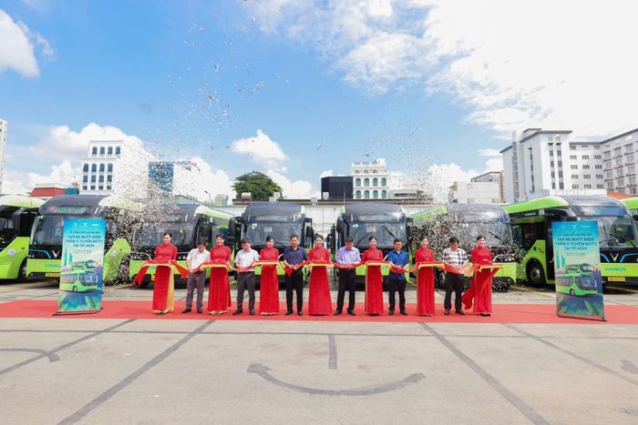 VinBus vận hành 9 tuyến buýt điện mới tại TP.HCM Ảnh 3