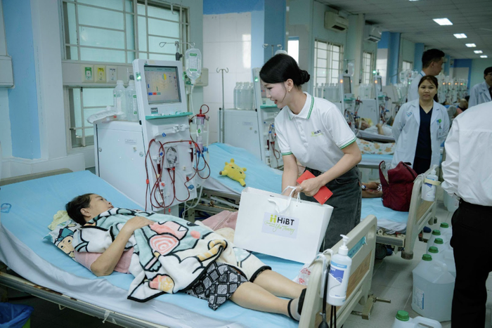 Chương trình “HiBT - Xuân yêu thương, lan tỏa ấm áp” được thực hiện để san sẻ những khó khăn đến với những bệnh nhân.