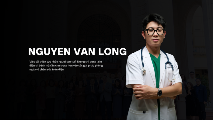 Bác sĩ thực tập Nguyễn Văn Long chia sẻ việc cải thiện sức khỏe cho người cao tuổi