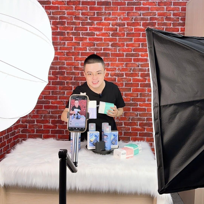 Trương Hải Đăng những ngày đầu livestream trên TikTok