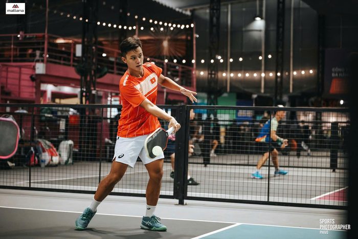 Dù mới tập luyện chuyên nghiệp, Khánh Duy cũng đã có nhiều danh hiệu ở làng pickleball.